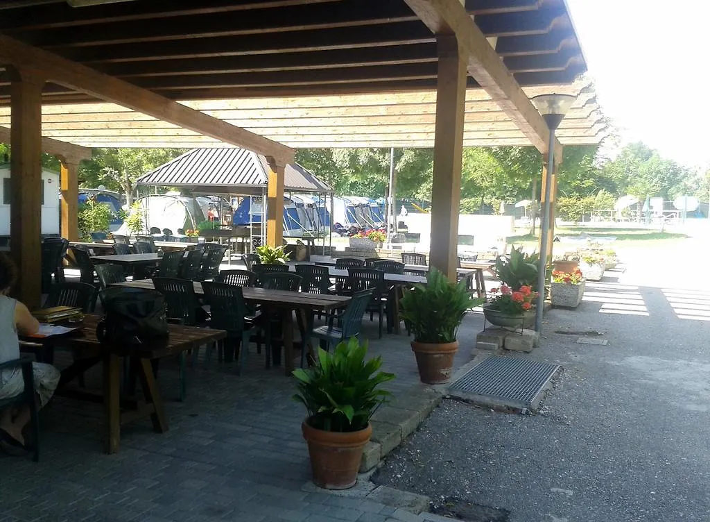 Campeggio Amici Di Lazise 0*,  Italie
